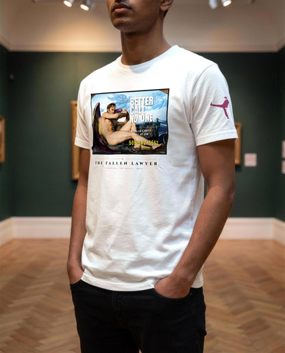 The Fallen Lawyer — t-shirt indossata